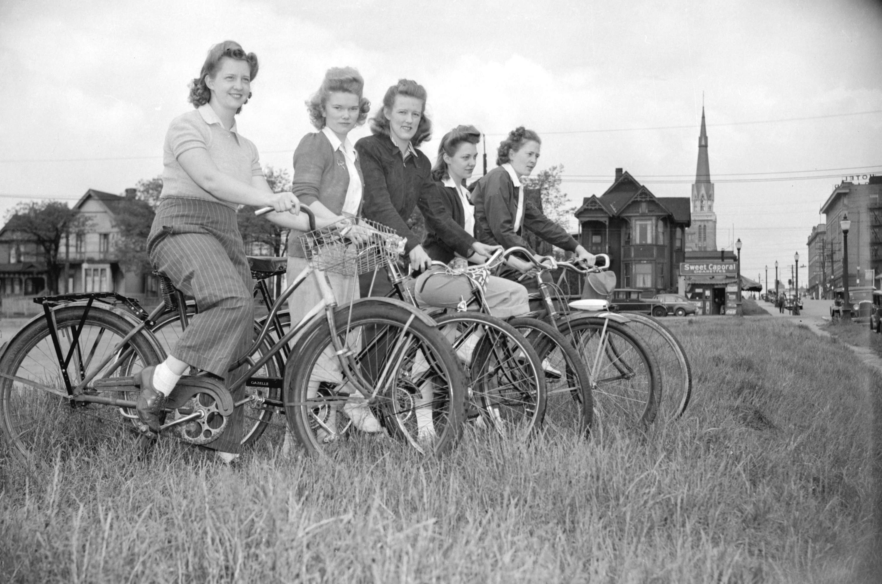 Women's History on Wheels